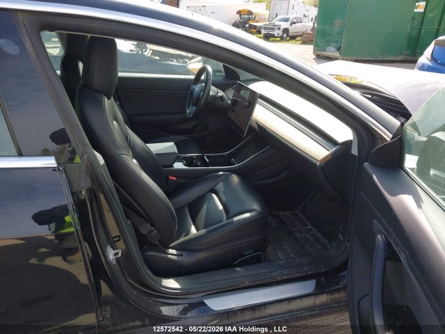 12572542 :رقم المزاد ، 5YJ3E1EB7KF208900 vin ، 2019 Tesla Model 3 Long Range/performance مزاد بيع