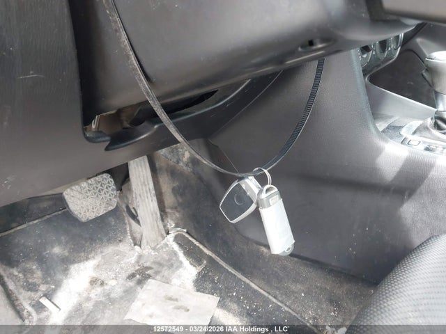 3MZBN1U70HM137646 Mazda Mazda3 Gx