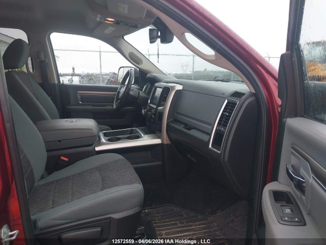 12572559 :رقم المزاد ، 1C6RR7TM5JS240615 vin ، 2018 Ram 1500 Slt مزاد بيع