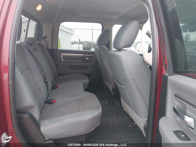 12572559 :رقم المزاد ، 1C6RR7TM5JS240615 vin ، 2018 Ram 1500 Slt مزاد بيع