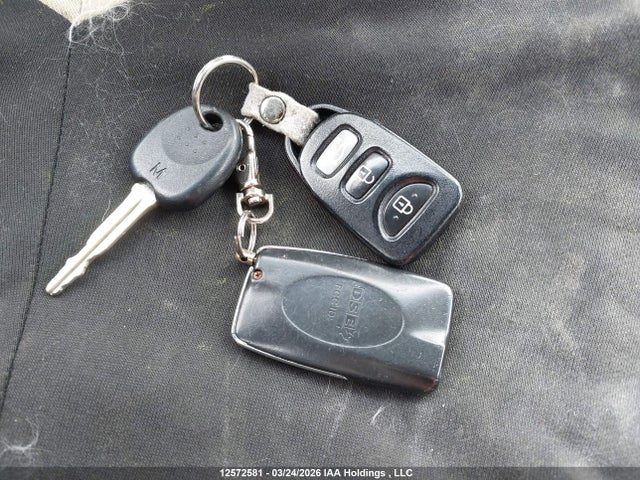 Продаж на аукціоні авто 2013 Hyundai Elantra Gls/limited, vin: 5NPDH4AE9DH167798, номер лоту: 12572581