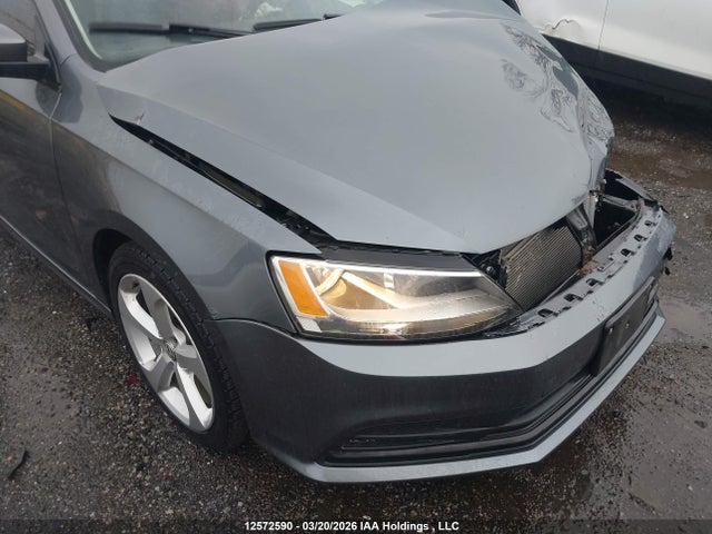 12572590 :رقم المزاد ، 3VW2B7AJ3HM361120 vin ، 2017 Volkswagen Jetta 1.4 Tsi Trendline+ مزاد بيع