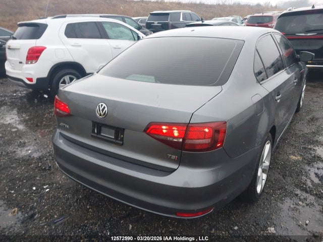 12572590 :رقم المزاد ، 3VW2B7AJ3HM361120 vin ، 2017 Volkswagen Jetta 1.4 Tsi Trendline+ مزاد بيع