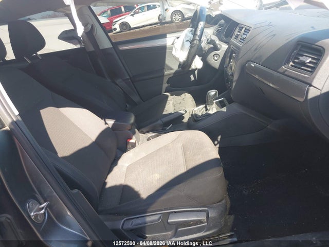 12572590 :رقم المزاد ، 3VW2B7AJ3HM361120 vin ، 2017 Volkswagen Jetta 1.4 Tsi Trendline+ مزاد بيع