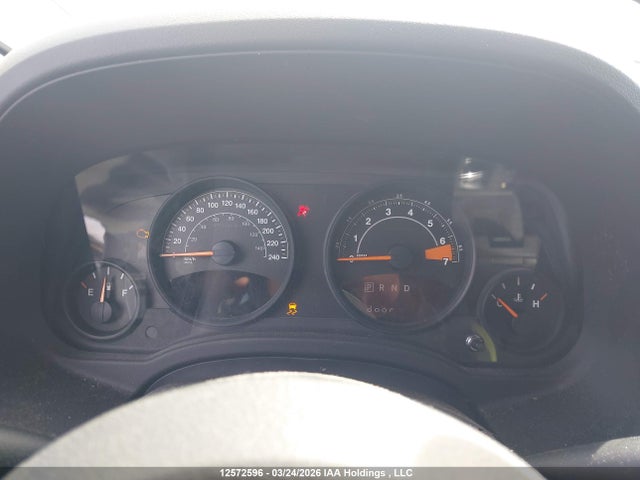 1C4NJRAB3HD195815 Jeep Patriot Sport/north