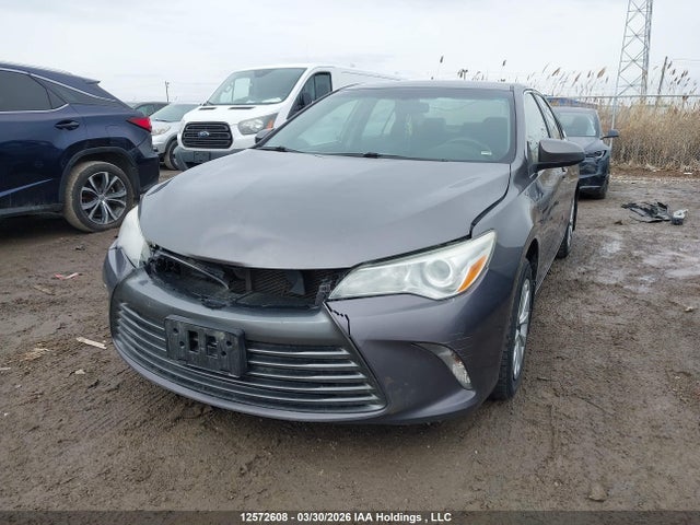 2015 Toyota Camry Le მანქანა იყიდება აუქციონზე, vin: 4T1BF1FK9FU113304, აუქციონის ნომერი: 12572608