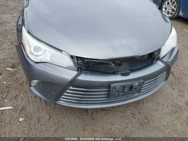 2015 Toyota Camry Le მანქანა იყიდება აუქციონზე, vin: 4T1BF1FK9FU113304, აუქციონის ნომერი: 12572608