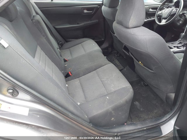 2015 Toyota Camry Le მანქანა იყიდება აუქციონზე, vin: 4T1BF1FK9FU113304, აუქციონის ნომერი: 12572608