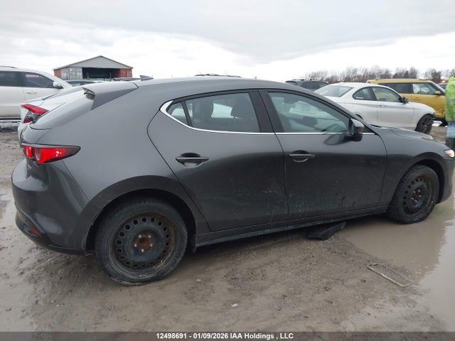JM1BPAMM4P1613511 Mazda Mazda3 Gt