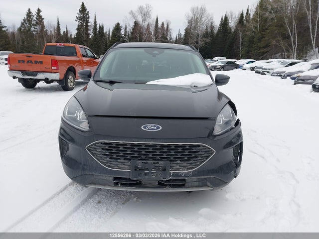 1FMCU9G66MUA80219 Ford ESCAPE SE