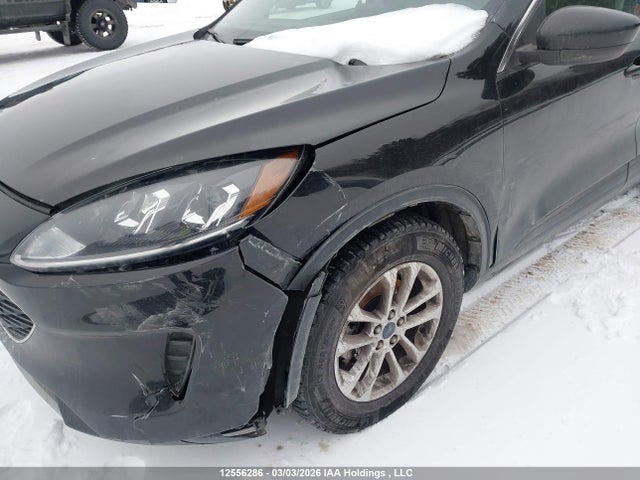 1FMCU9G66MUA80219 Ford ESCAPE SE
