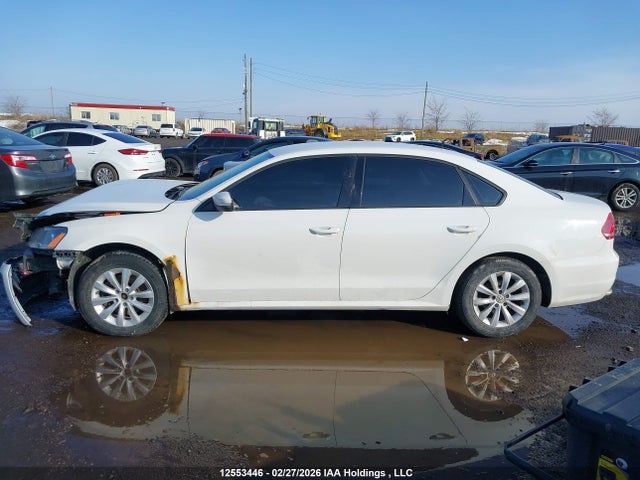 Продажа на аукционе авто 2013 Volkswagen Passat 2.5l Trendline, vin: 1VWAH7A34DC006500, номер лота: 12553446