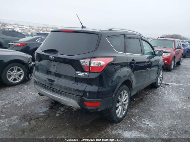 1FMCU9J94HUD87817 Ford Escape Titanium