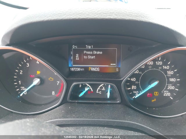 1FMCU9J94HUD87817 Ford Escape Titanium