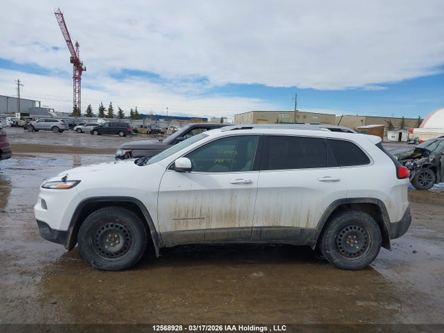 1C4PJMCX0JD542107 Jeep Cherokee North