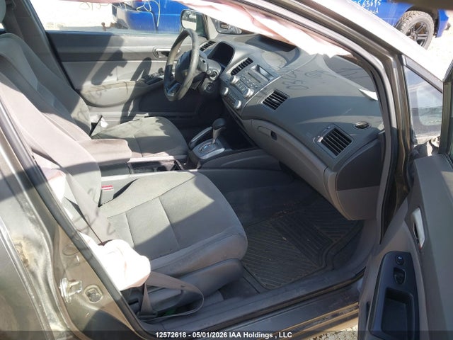 Продажа на аукционе авто 2006 Honda Civic Lx, vin: 2HGFA16516H027438, номер лота: 12572618