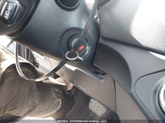 12572622 :رقم المزاد ، VNKKTUD33FA047156 vin ، 2015 Toyota Yaris Le مزاد بيع