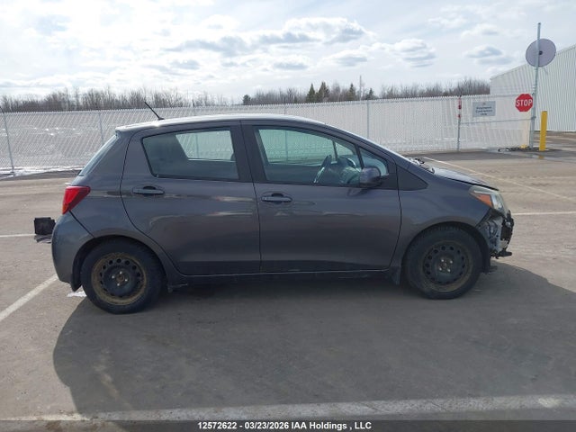 12572622 :رقم المزاد ، VNKKTUD33FA047156 vin ، 2015 Toyota Yaris Le مزاد بيع
