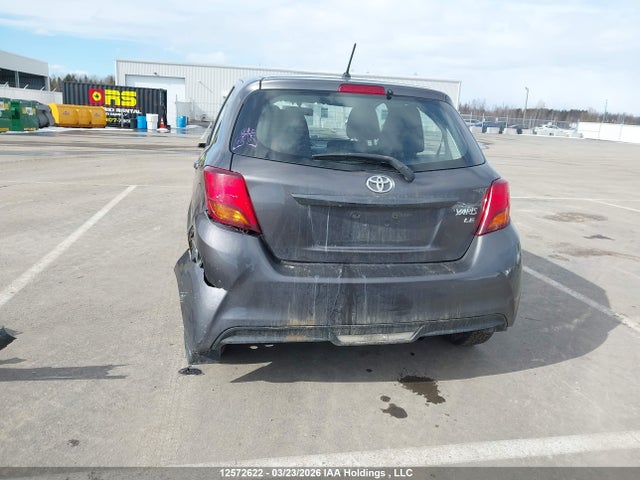 12572622 :رقم المزاد ، VNKKTUD33FA047156 vin ، 2015 Toyota Yaris Le مزاد بيع