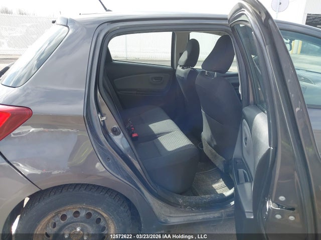 12572622 :رقم المزاد ، VNKKTUD33FA047156 vin ، 2015 Toyota Yaris Le مزاد بيع