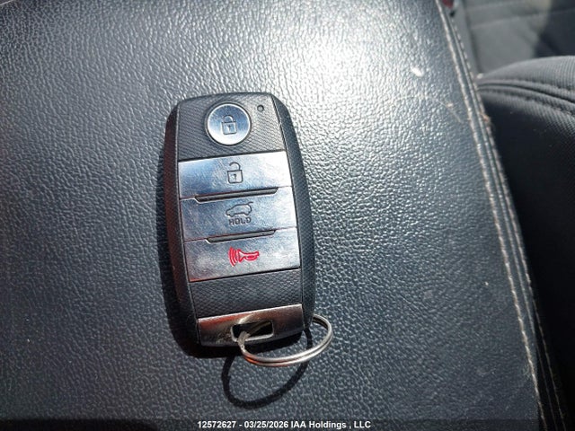 5XYPGDA56GG141428 KIA Sorento 3.3l Lx +