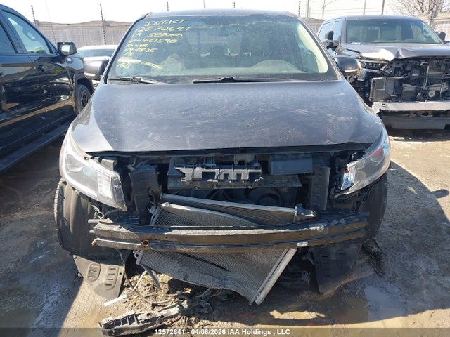 Продажа на аукционе авто 2019 Kia Sedona, vin: KNDMC5C11K6461590, номер лота: 12572641