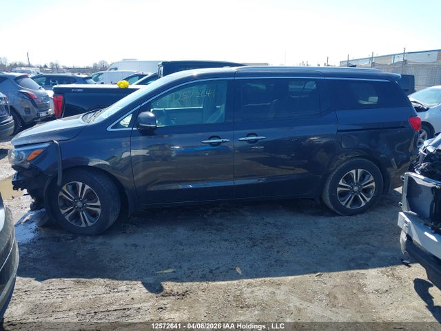 Продажа на аукционе авто 2019 Kia Sedona, vin: KNDMC5C11K6461590, номер лота: 12572641