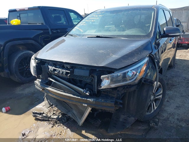 Продажа на аукционе авто 2019 Kia Sedona, vin: KNDMC5C11K6461590, номер лота: 12572641