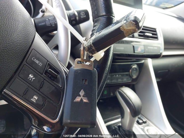JA4AT4AA7JZ610916 Mitsubishi Eclipse Cross Le