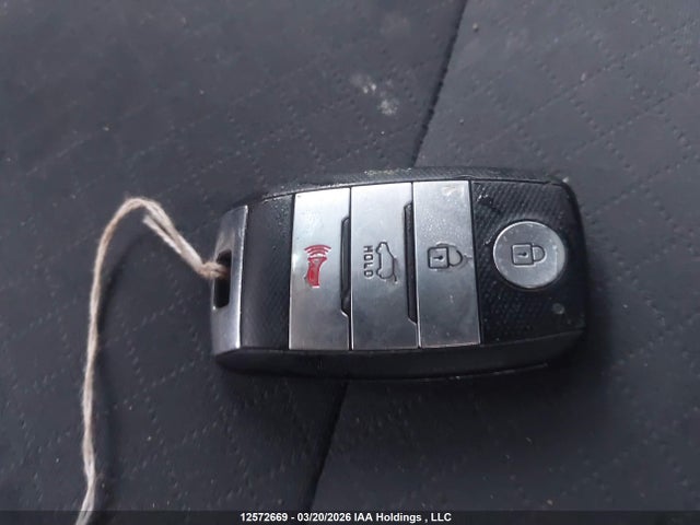5XYPGDA34KG587956 KIA Sorento 2.4l Lx