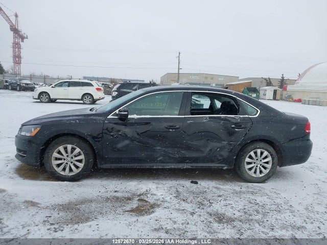 12572670 :رقم المزاد ، 1VWAS7A34FC099250 vin ، 2015 Volkswagen Passat S مزاد بيع