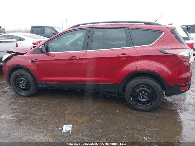 1FMCU0G92HUA05562 Ford ESCAPE SE