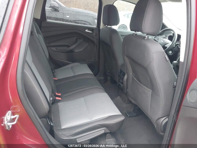 1FMCU0G92HUA05562 Ford ESCAPE SE