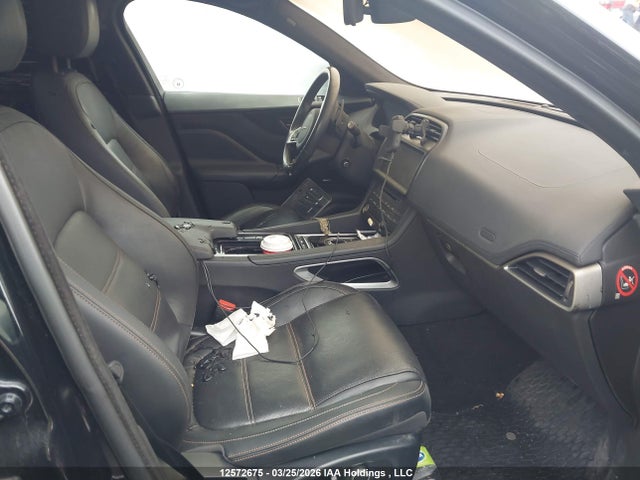 SADCK2GX4KA369628 Jaguar F-pace 25t Prestige/30t Prestige