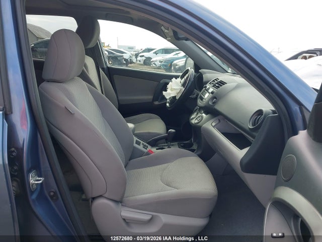 2010 Toyota Rav4 Limited მანქანა იყიდება აუქციონზე, vin: 2T3DF4DV9AW028647, აუქციონის ნომერი: 12572680