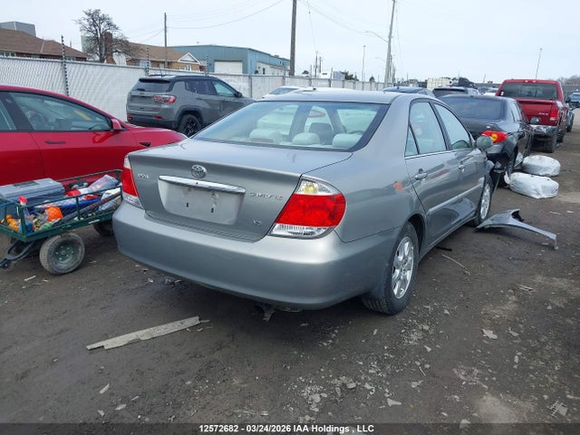 12572682 :رقم المزاد ، 4T1BF32K86U623368 vin ، 2006 Toyota Camry Le/xle/se مزاد بيع