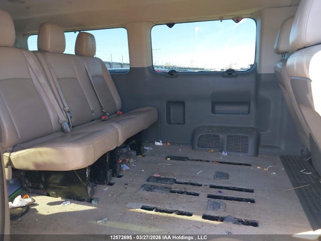2019 Nissan Nv Passenger Nv3500 Hd Sl V8/sv V8 მანქანა იყიდება აუქციონზე, vin: 5BZAF0AA6KN852188, აუქციონის ნომერი: 12572695