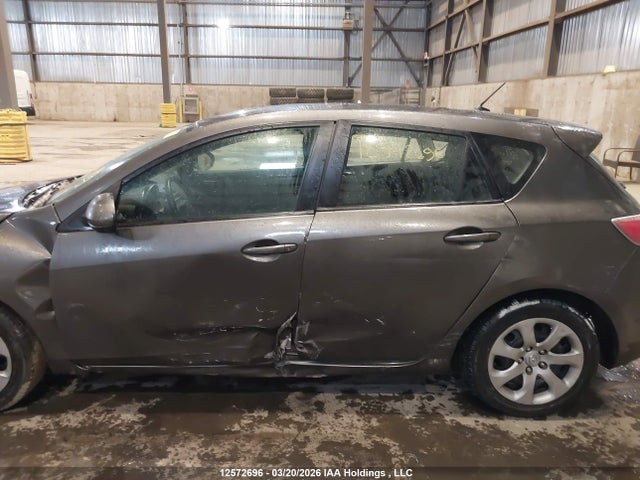 12572696 :رقم المزاد ، JM1BL1KF4D1729707 vin ، 2013 Mazda 3 I مزاد بيع