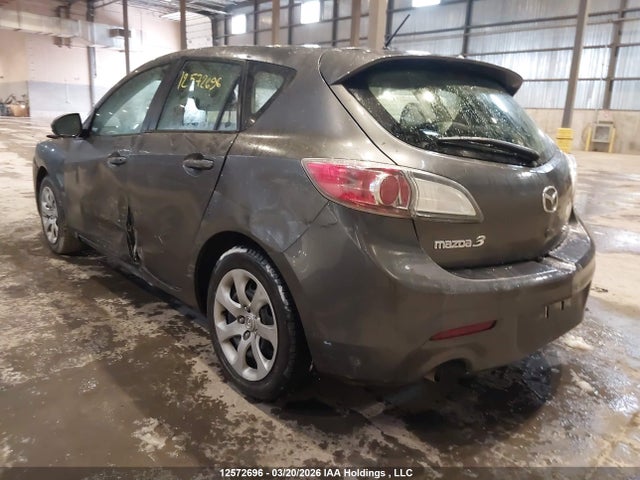 12572696 :رقم المزاد ، JM1BL1KF4D1729707 vin ، 2013 Mazda 3 I مزاد بيع