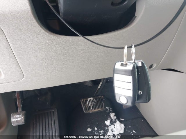 KNDMC5C14H6262493 KIA Sedona
