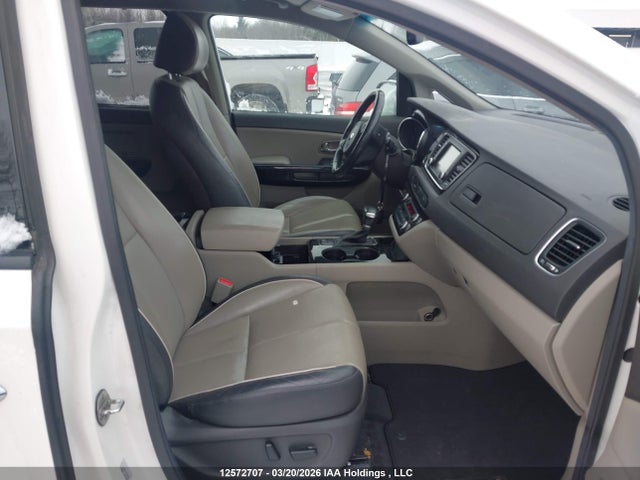 KNDMC5C14H6262493 KIA Sedona
