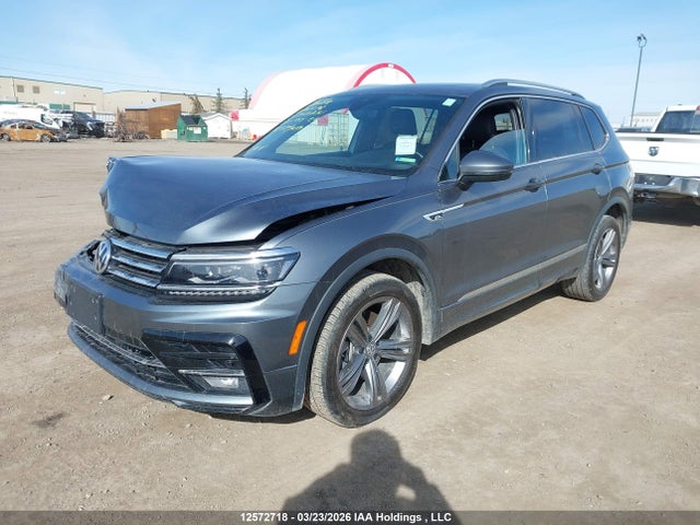 12572718 :رقم المزاد ، 3VV4B7AX3MM083296 vin ، 2021 Volkswagen Tiguan Highline مزاد بيع