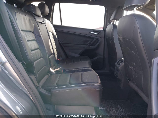 12572718 :رقم المزاد ، 3VV4B7AX3MM083296 vin ، 2021 Volkswagen Tiguan Highline مزاد بيع
