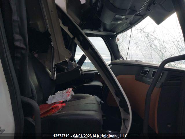 Продаж на аукціоні авто 2023 Freightliner New Cascadia 126, vin: 1FUJHHDR4PLNW3137, номер лоту: 12572719