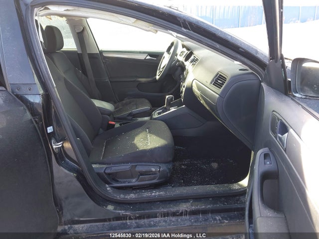 12545830 :رقم المزاد ، 3VW2B7AJ6HM330198 vin ، 2017 Volkswagen Jetta 1.4 Tsi Trendline+ مزاد بيع