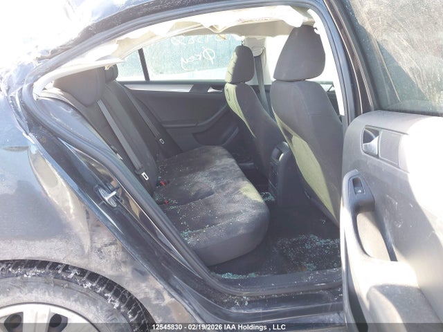 12545830 :رقم المزاد ، 3VW2B7AJ6HM330198 vin ، 2017 Volkswagen Jetta 1.4 Tsi Trendline+ مزاد بيع