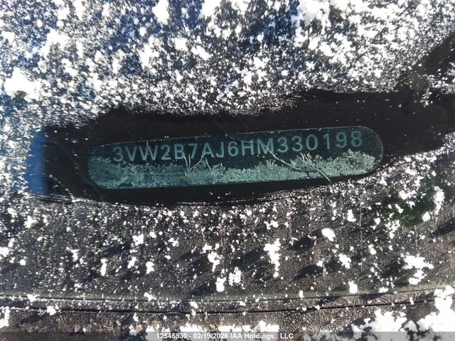 12545830 :رقم المزاد ، 3VW2B7AJ6HM330198 vin ، 2017 Volkswagen Jetta 1.4 Tsi Trendline+ مزاد بيع