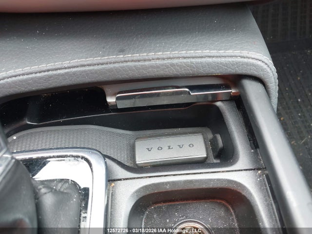 2020 Volvo Xc90 T6 Momentum 7 Passenger მანქანა იყიდება აუქციონზე, vin: YV4A22PK9L1620715, აუქციონის ნომერი: 12572726