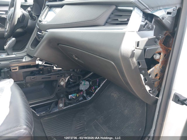 1GYKNERS7HZ244290 Cadillac Xt5 Premium Luxury
