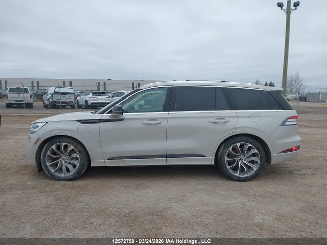 5LMYJ8XY5NNL01683 Lincoln Aviator Grand Touring